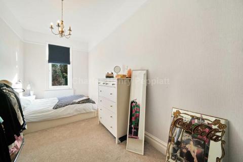 undefined, Bycullah Road, Enfield, EN2