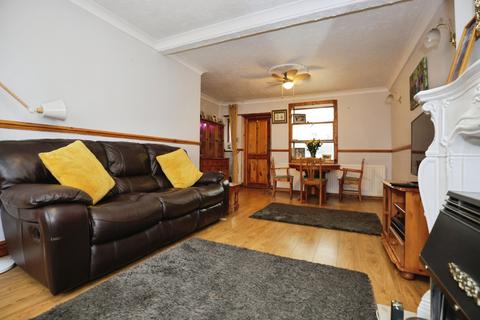 3 bedroom end of terrace house for sale, Elgar Road, Coventry, West Midlands, CV6
