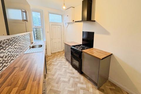 undefined, Cross Cottages, Huddersfield HD1