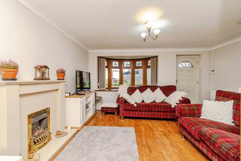 4 bedroom semi-detached house for sale, Grenville Close, Walsall, West Midlands, WS2