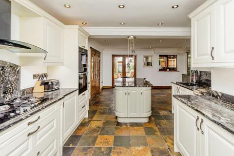 5 bedroom detached house for sale, Chester Road North, Brownhills, Walsall, West Midlands, WS8