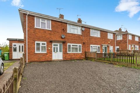 2 bedroom maisonette for sale, Poplar Avenue, Bentley, Walsall, West Midlands, WS2