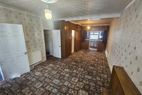 3 bedroom semi-detached house for sale, Pooles Lane, Willenhall, West Midlands, WV12