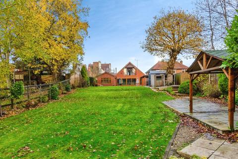4 bedroom bungalow for sale, High Hill, Essington, Wolverhampton, Staffordshire, WV11