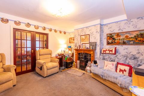 4 bedroom semi-detached house for sale, Queen Street, Burntwood, WS7