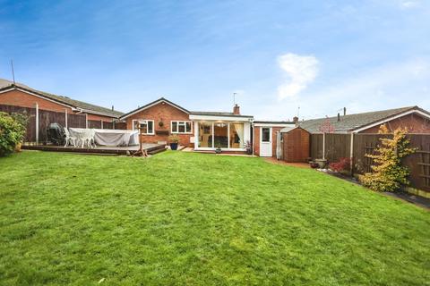 3 bedroom bungalow for sale, Columbia Drive, Worcester, Worcestershire, WR2
