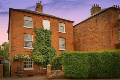 undefined, Loves Grove, Worcester, Worcestershire, WR1