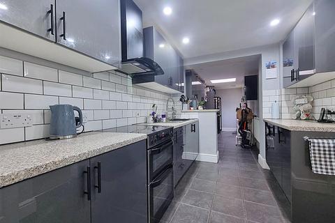 3 bedroom terraced house for sale, Six Acres, Hemel Hempstead HP3