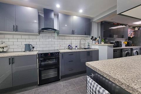 3 bedroom terraced house for sale, Six Acres, Hemel Hempstead HP3