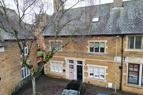 undefined, Market Hill, Rothwell, Northants, NN14