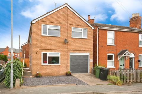 3 bedroom detached house for sale, Great House Road, Worcester, Worcestershire, WR2