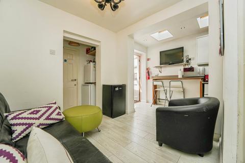 undefined, Woodstock Road, Worcester, Worcestershire, WR2