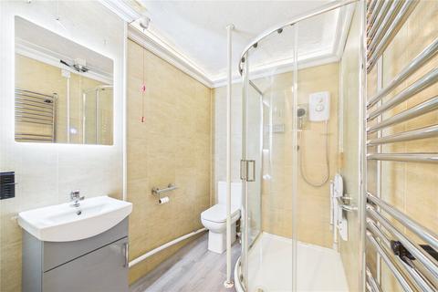 2 bedroom apartment for sale, Oak Road, Southgate, Crawley, West Sussex, RH11