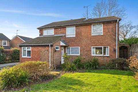 undefined, Felbridge Avenue, Pound Hill, Crawley, West Sussex, RH10