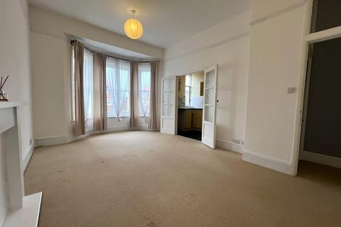 1 bedroom apartment for sale, Norfolk Road, Littlehampton