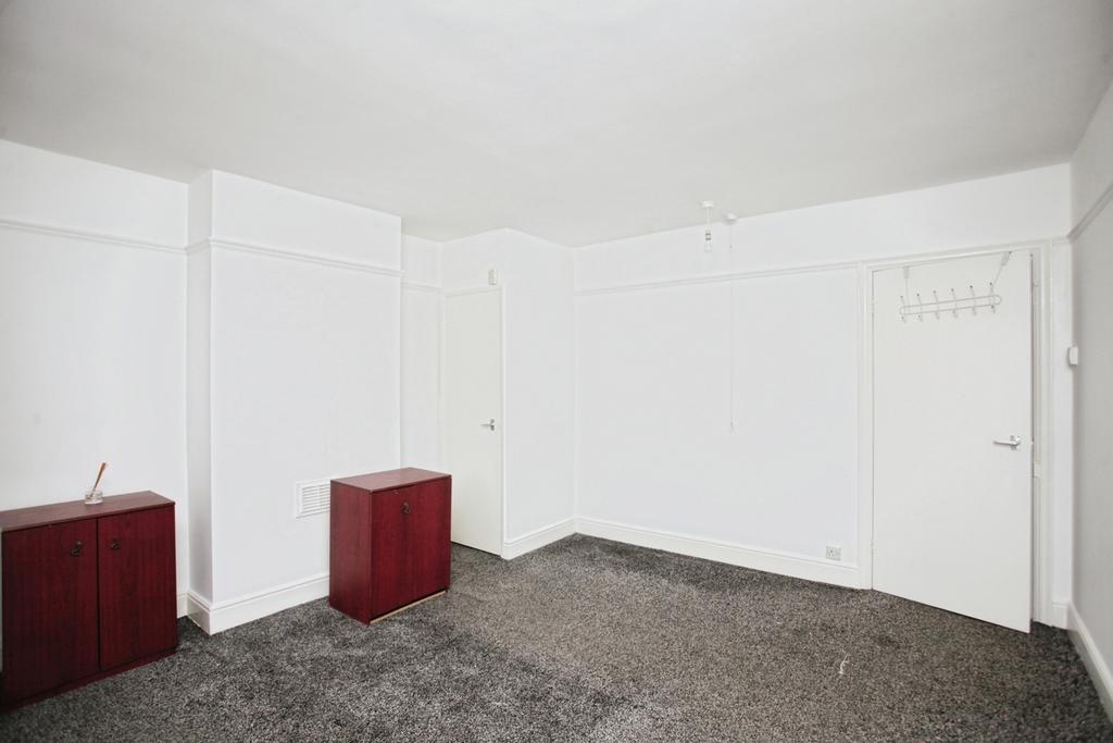 Pbox-IMG.jpg