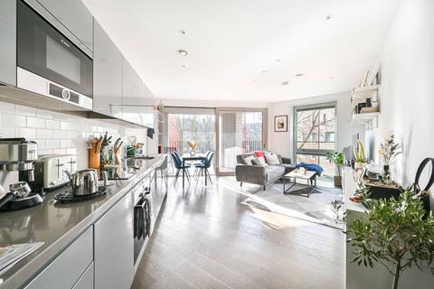 2 bedroom flat to rent, Wansey Street, Elephant and Castle, London, SE17