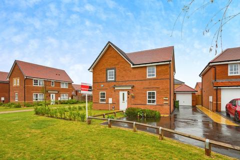 4 bedroom detached house for sale, Hedley Close, Tamworth, Staffordshire, B78