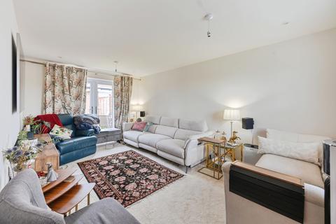 4 bedroom detached house for sale, Hedley Close, Tamworth, Staffordshire, B78