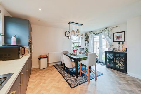4 bedroom detached house for sale, Hedley Close, Tamworth, Staffordshire, B78