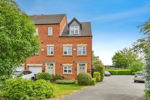 3 bedroom townhouse for sale, Lowes Drive, Tamworth, Staffordshire, B77