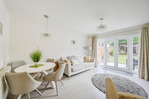 3 bedroom townhouse for sale, Lowes Drive, Tamworth, Staffordshire, B77