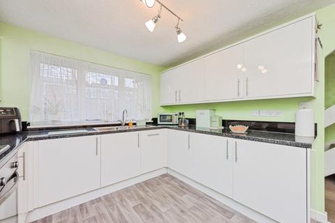 3 bedroom terraced house for sale, Caledonian, Tamworth, Staffordshire, B77