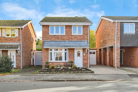 Sycamore Road, Kingsbury, Tamworth, Warwickshire, B78