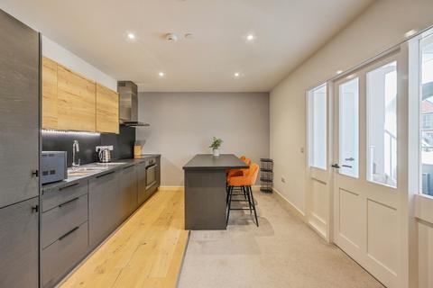 undefined, Tolson Court, Fazeley, Tamworth, Staffordshire, B78