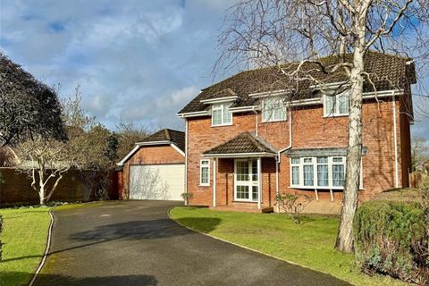 4 bedroom detached house for sale, Larkshill Close, New Milton, Hampshire, BH25