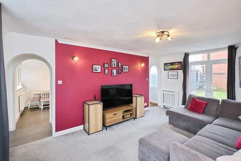 3 bedroom end of terrace house for sale, Pear Tree Avenue, Kingsbury, Tamworth, Warwickshire, B78