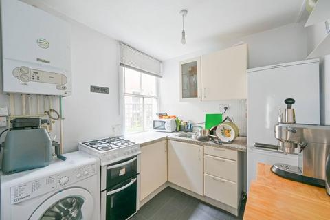 2 bedroom flat to rent, Wingford Road, Brixton, London, SW2