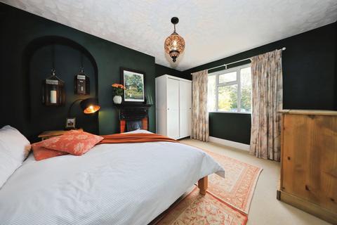 3 bedroom detached house for sale, Woodfield Avenue, WOLVERHAMPTON, West Midlands, WV4