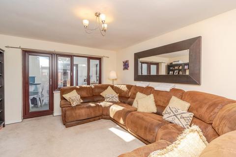 5 bedroom semi-detached house for sale, Mayfields Drive, Brownhills, Walsall, West Midlands, WS8