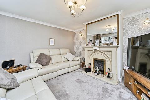 3 bedroom end of terrace house for sale, Great Bridge Road, Bilston, West Midlands, WV14