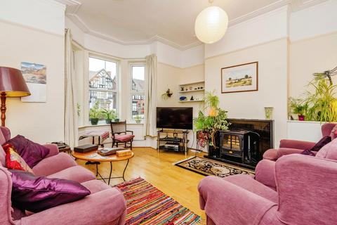 5 bedroom terraced house for sale, Birmingham Road, Walsall, West Midlands, WS1