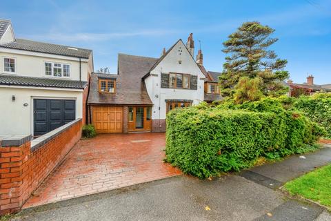 4 bedroom detached house for sale, Charlemont Road, WALSALL, West Midlands, WS5