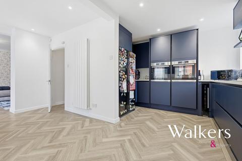 undefined, Britten Close, Langdon Hills