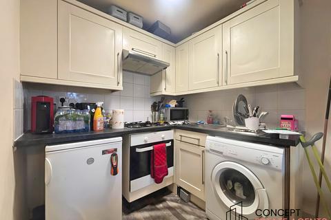 1 bedroom apartment to rent, Glenburnie Road, Tooting Bec, SW17