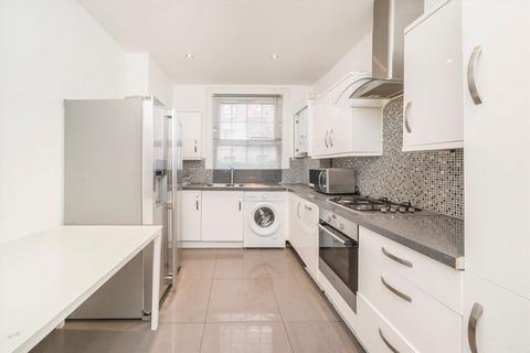 2 bedroom flat to rent, Pump Alley, Brentford TW8