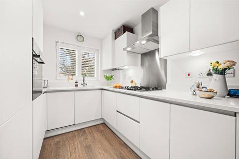 undefined, Johnstone Close, Berkshire RG12