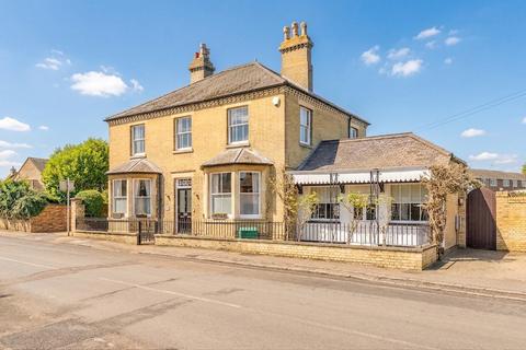 4 bedroom detached house for sale, Cleaver House, Church Street, Shillington