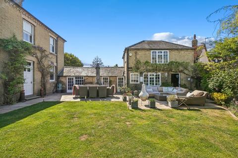 4 bedroom detached house for sale, Cleaver House, Church Street, Shillington