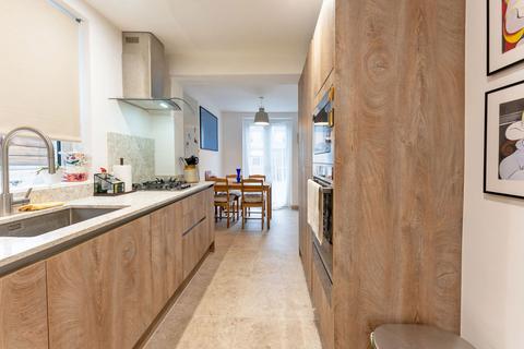 undefined, Bower Street, Bedford, Bedfordshire, MK40 3RB