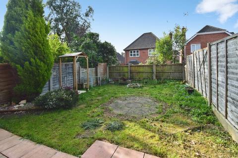 3 bedroom semi-detached house for sale, Walkwood Road, Redditch