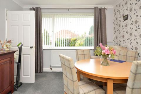 2 bedroom semi-detached house for sale, Reeves Avenue, King's Lynn PE30