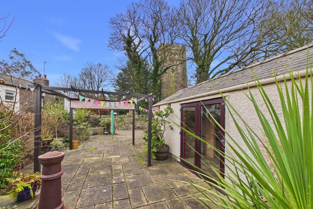 Detached Garden