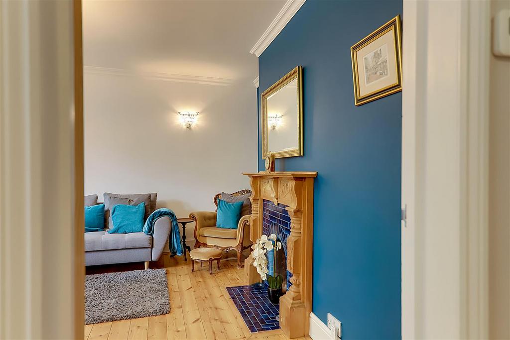 Lounge / Bedroom Four