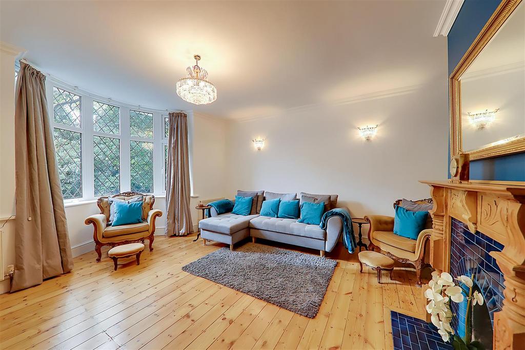 Lounge / Bedroom Four