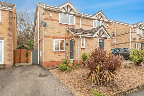 2 bedroom semi-detached house for sale, Stonedene Court, Heckmondwike, WF16